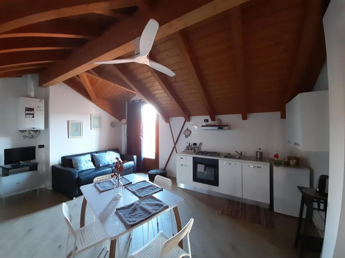 A Casa Di Sole Apartment อาเรเซ ภายนอก รูปภาพ